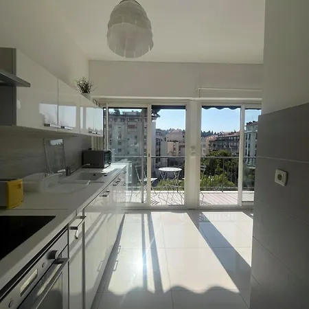 Scaliero T2 Avec Terrasse Plein Soleil * ニース